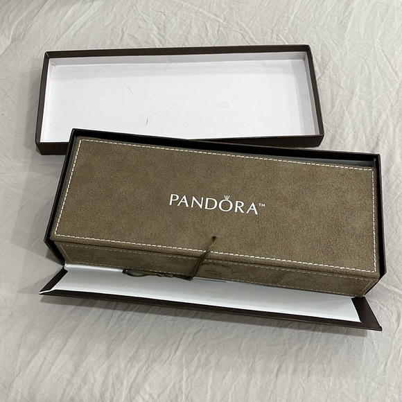 PANDORA  JEWELRY LEATHER BOX WITH 3 TRAYS - Picture 2 of 15